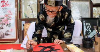 Old Calligraphers and the Beauty of Vietnamese Culture