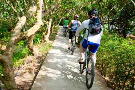 Biking through Can Tho - Vietnam tour package