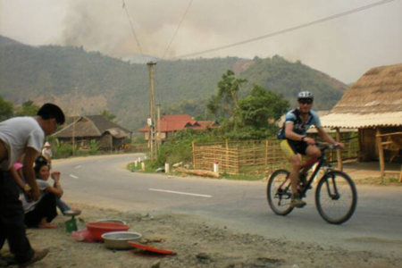 Cycling in Buon Me Thuot - Vietnam tour package