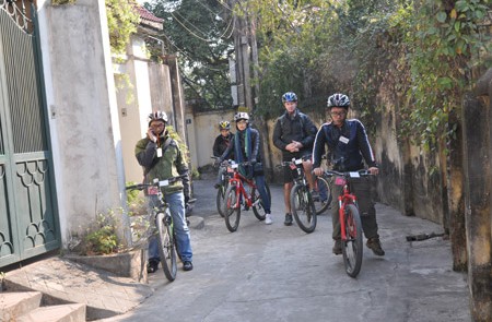 Dong Ngac Cultural Village With Bike – 1 Day