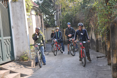 Dong-Ngac-Cultural-Village-With-Bike--001