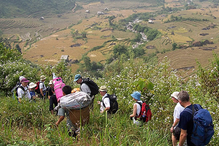 Down the Hill to Sapa - Vietnam biking tour