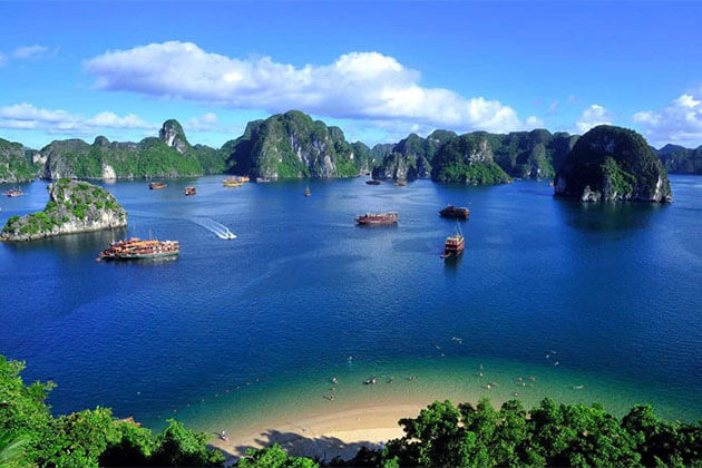 Halong Bay in Vietnam School Tour