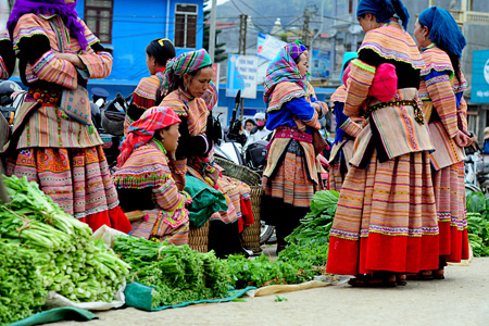 women in Bac Ha Sunday Market, Vietnam tour package