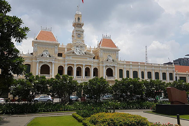 Ho Chi Minh City Muslim Free & Easy Package Tour – 4 Days
