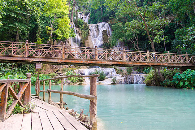 Kuang si Waterfall - Laos tours