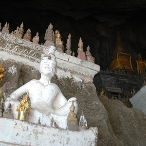 Pakou cave laos tour