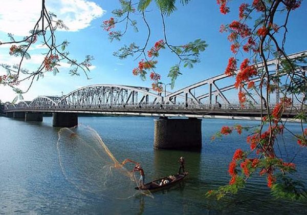 Perfume River Hue Center Vietnam Tour package