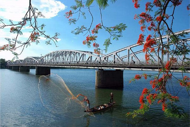 Perfume River Hue Center Vietnam Tour package