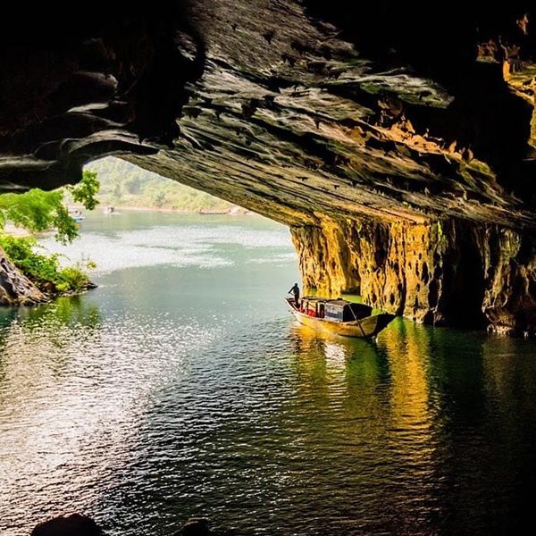 Phong Nha Grottos & Vinh Moc Tunnel Tour - 1 Day