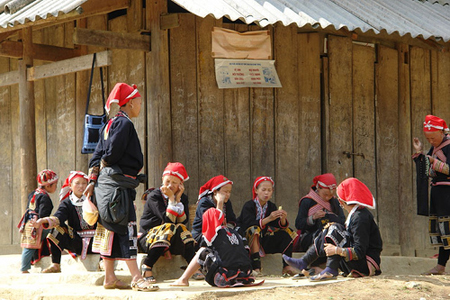 Red Dzao People in Ta Phin Village