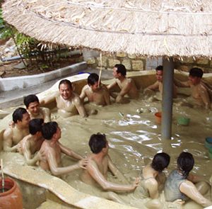 Thap-Ba-hot-mud-bath-spring