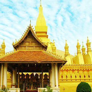 That Luang Vientiane Laos Tour