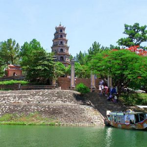 Thien Mu Pagoda Vietnam Tour