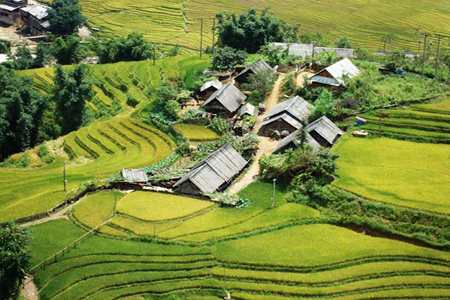 Village of Y Linh Ho - Vietnam tour package