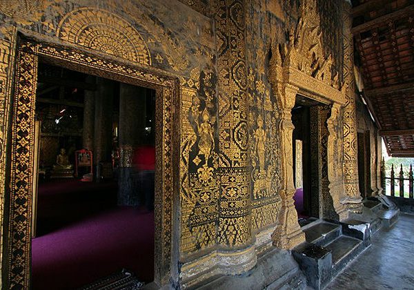 Wat Xiengthong luang prabang tour 3 days