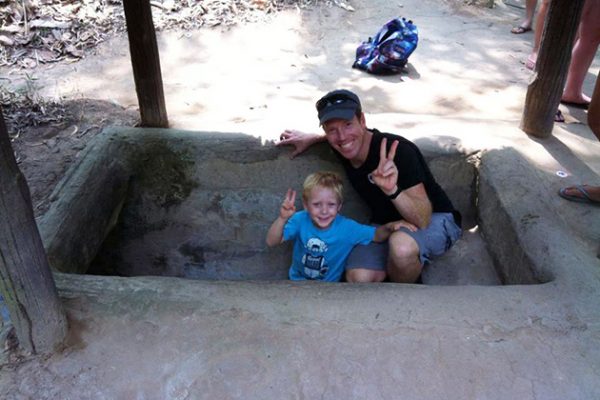 explore cu chi tunnels with your children