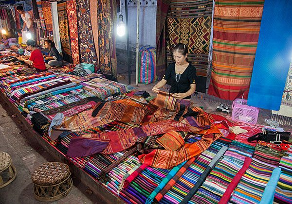 luang prabang night market - Laos tours