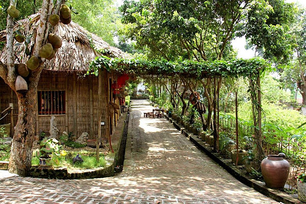 moon garden homestay - Vietnam classic tour