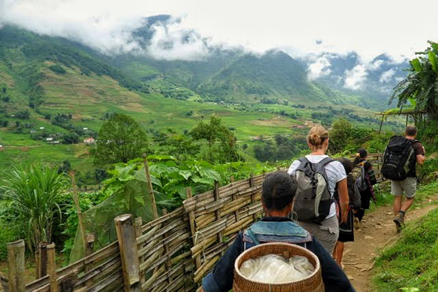 sapa trekking tour in mong sen village