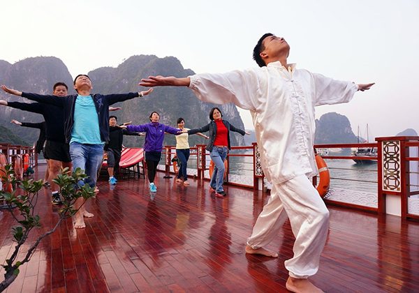 tai chi lesson - Vietnam luxury tours