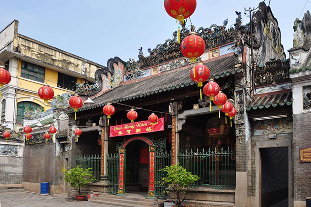 thien hau temple ho chi minh city tour