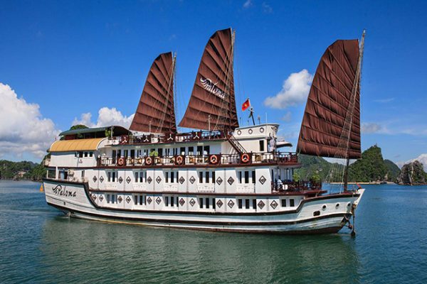 Paloma junk cruise at halong bay