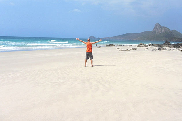 con dao beach break - Vietnam tour package