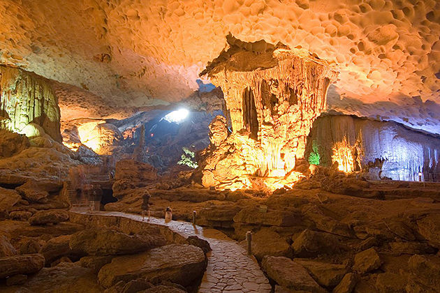 halong bay cave vietnam laos tour