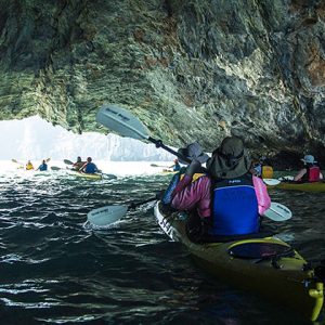 halong bay kayaking laos vietnam tour