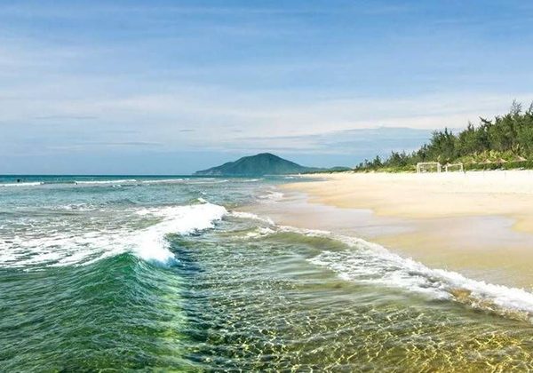 lang co beach - Vietnam tour packages