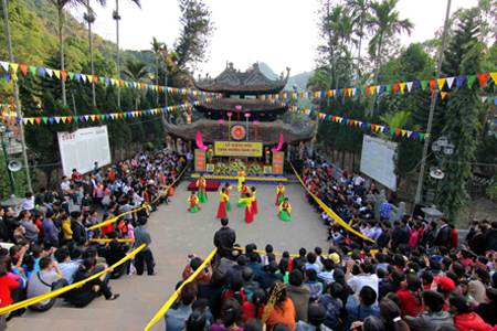 Huong Pagoda Festival, Hanoi Officially Opens