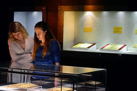 The Exhibition of Nguyen Dynasty Royal Gold Books in Vietnam