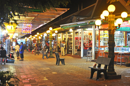 Siem Reap Art Center Market - Cambodia tours