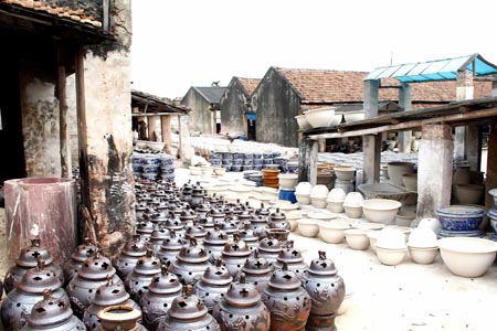 Bat Trang ceramic village