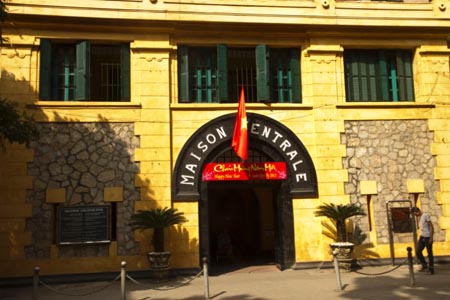 Hoa Lo Prison