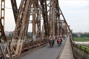 Long Bien Bridge