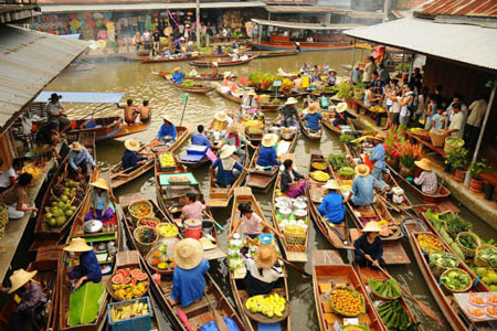 Cai Be floating market