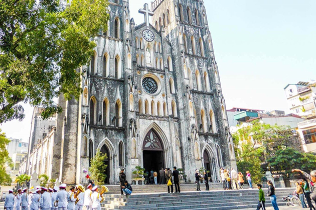 hanoi cathedral Catholicism in Vietnam