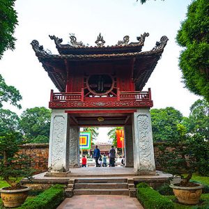 temple of literature hanoi attraction