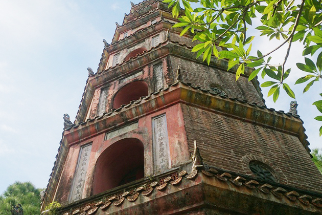 Thien Mu Pagoda | History - Legends - Highlights