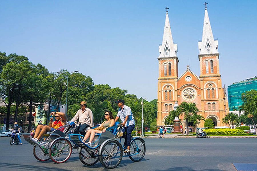 Ho Chi Minh City Muslim Free & Easy Package Tour – 5 Days