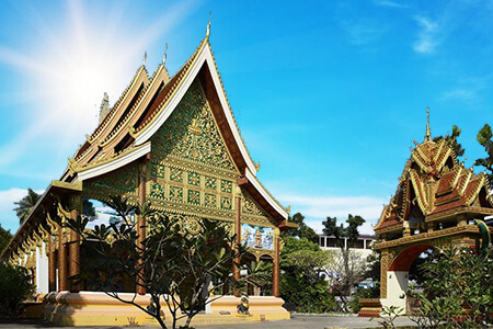 Wat Inpeng Vientiane Laos Tour