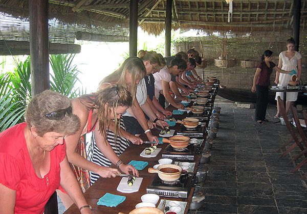 hoi an cooking class - vietnam and cambodia tours