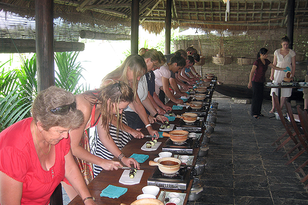 hoi an cooking class - vietnam and cambodia tours