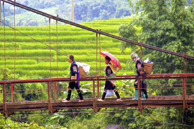 muong hoa valley - Vietnam tour package