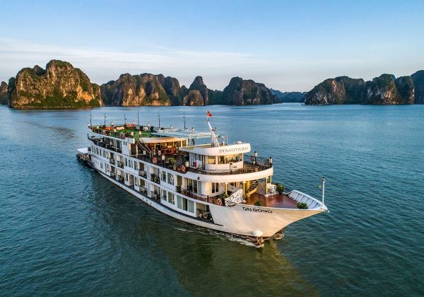 the halong bay cruise - Vietnam tour package