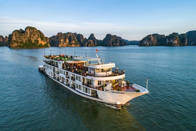 the halong bay cruise - Vietnam tour package