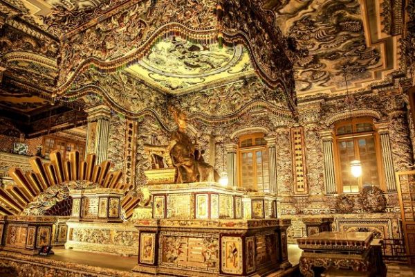 tomb of emperor khai dinh in hue