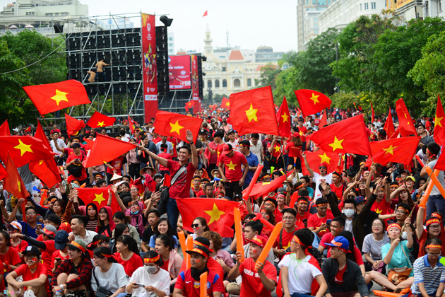 the meaning of Vietnamese national flag
